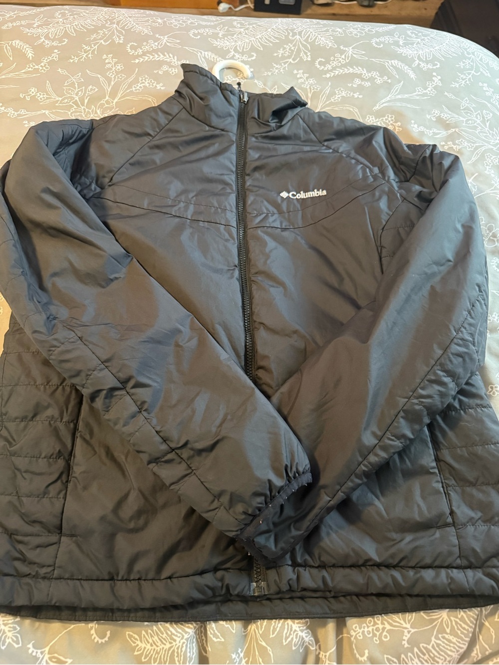 Columbia Men's Dark Gray Hooded Puffer Jacket